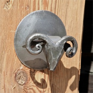 Knopf für eine Mufflon-Tür