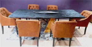 tavolo in teak vecchio nero con 2 gambe incrociate cromate