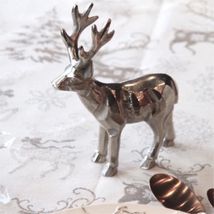 Cerf en aluminium