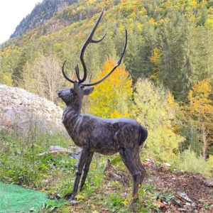 Big Aluminium stag (bronze colour)