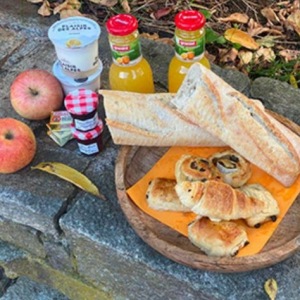 Petit déjeuner (min. 2 pers.)