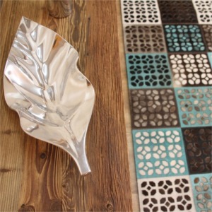 Tapis en peau de vache multicolore