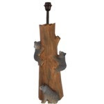 Piede della lampada orso in legno intagliato a mano