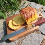 Couteau à pain avec cerf gravé